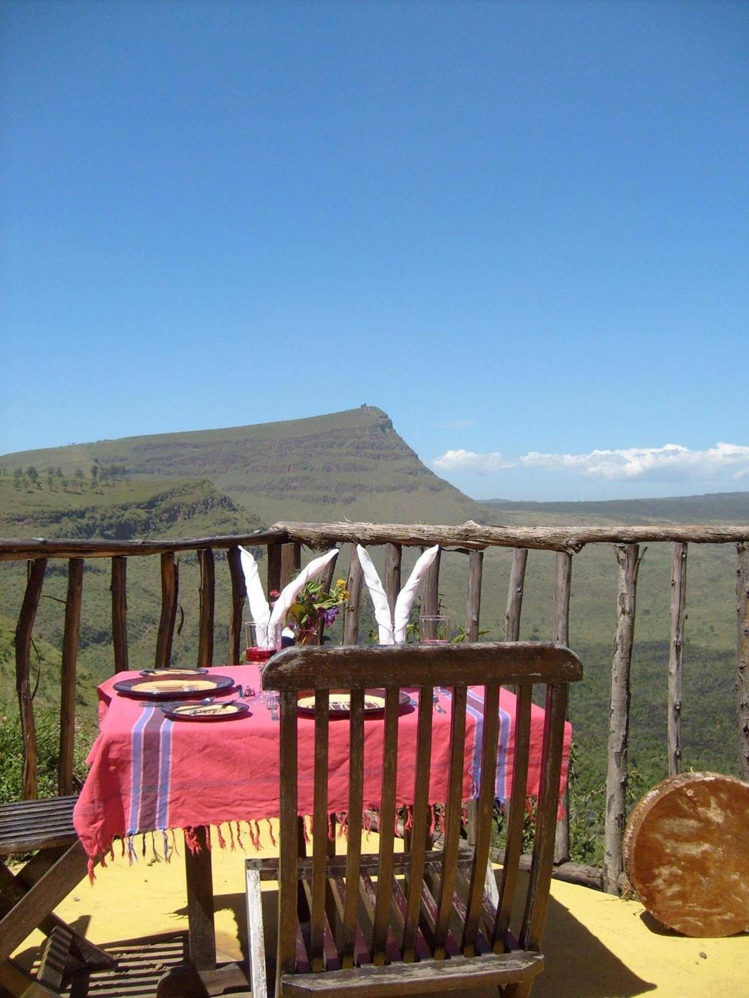 ナクル Maili Saba Campヴィラ 部屋 写真